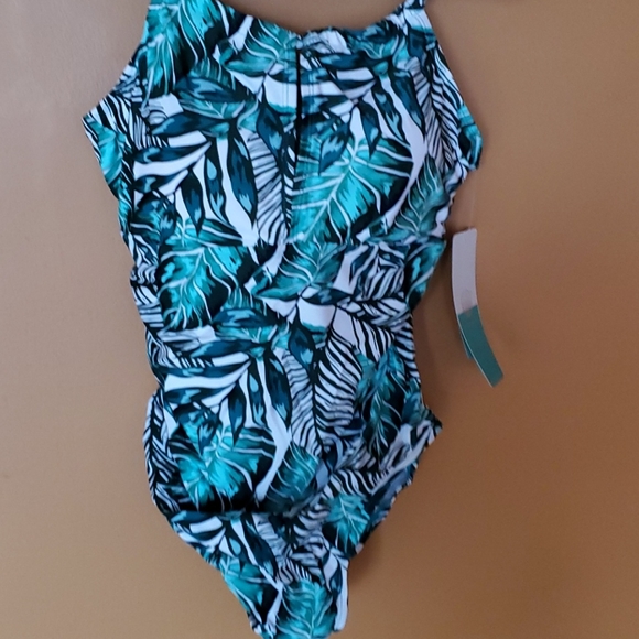 sea and sand swim suit one piece - Picture 4 of 5
